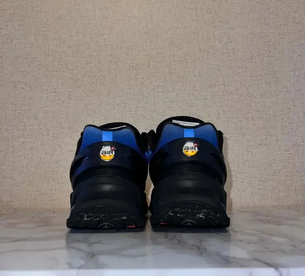 Nike Air Max DN8 Hyper Royal/Black Running Shoes (GS Size 6.5Y)